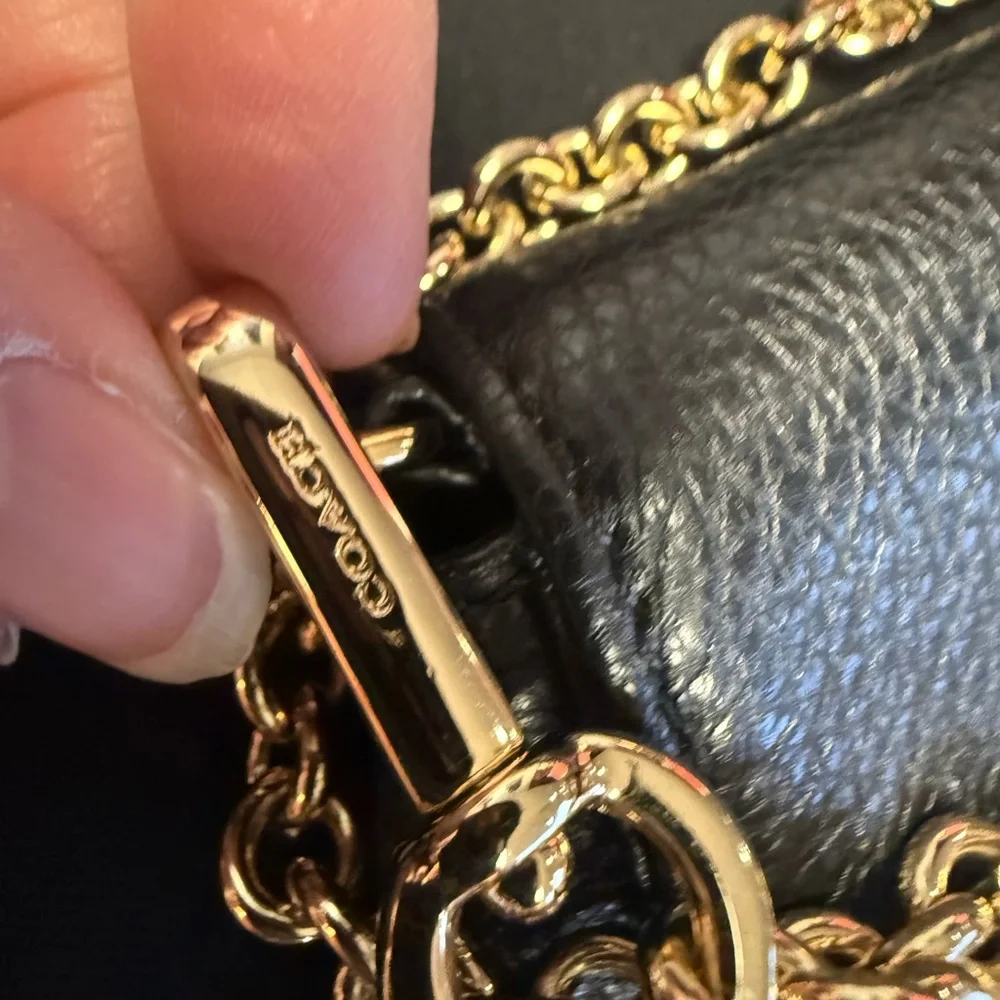 Vintage Coach Madison Black Leather Crossbody Bag Gold Chain Strap & Leather Tag - Picture 9 of 10